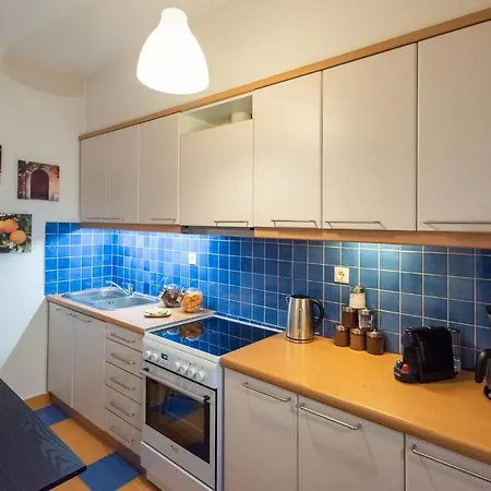 Apartment Blue Ark Acropolis Spirit